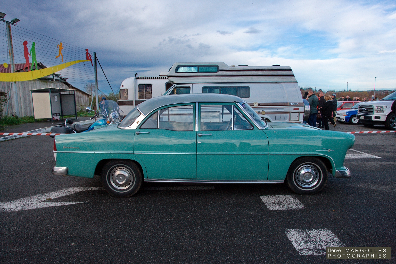 Simca Versaille.jpg